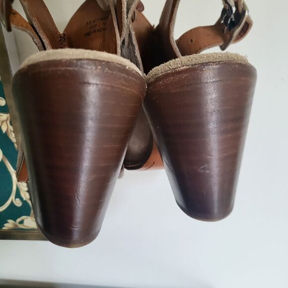 Frye Courtney Ash Tan Suede Heels Bootie Open Toe Heel Women 9B - Picture 6 of 10